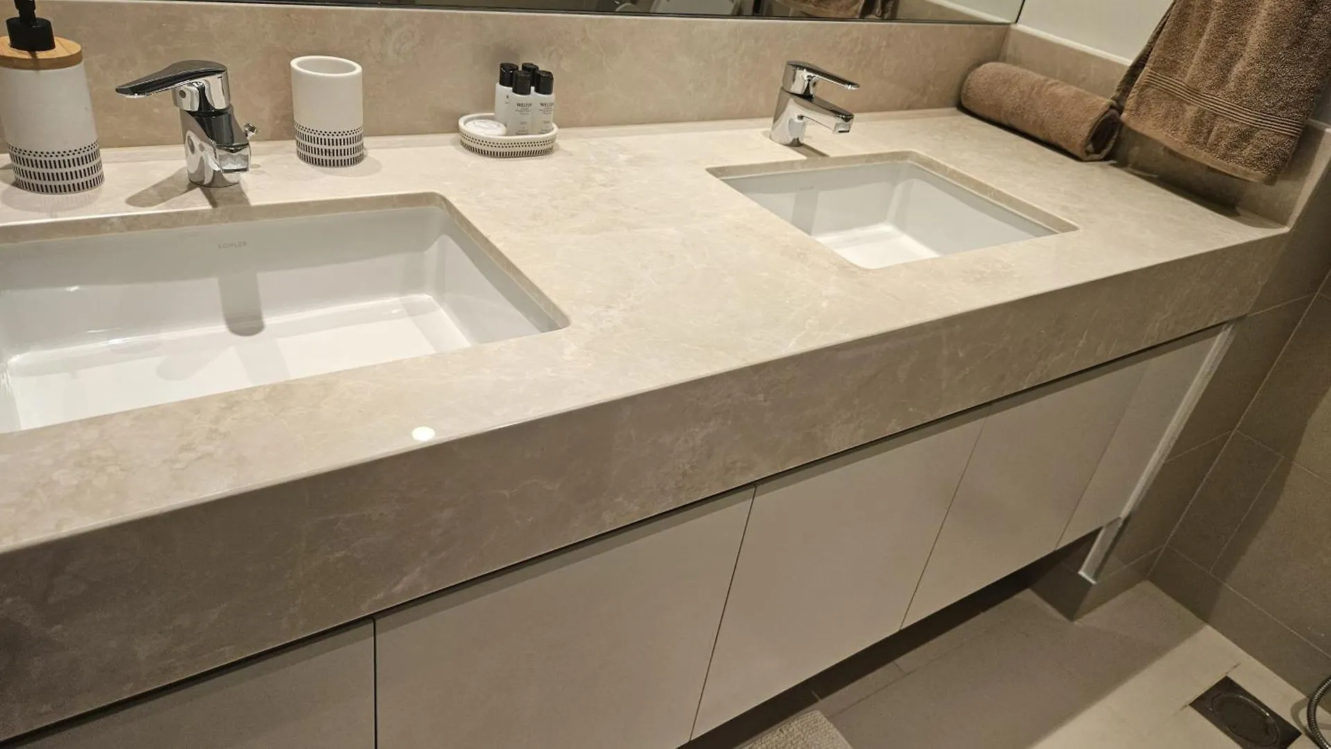 Casa vacanze Villa Mh - Act One Act Two - 2Bhk - Ref2202 Dubai